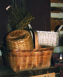 baskets1.jpg (22689 bytes)